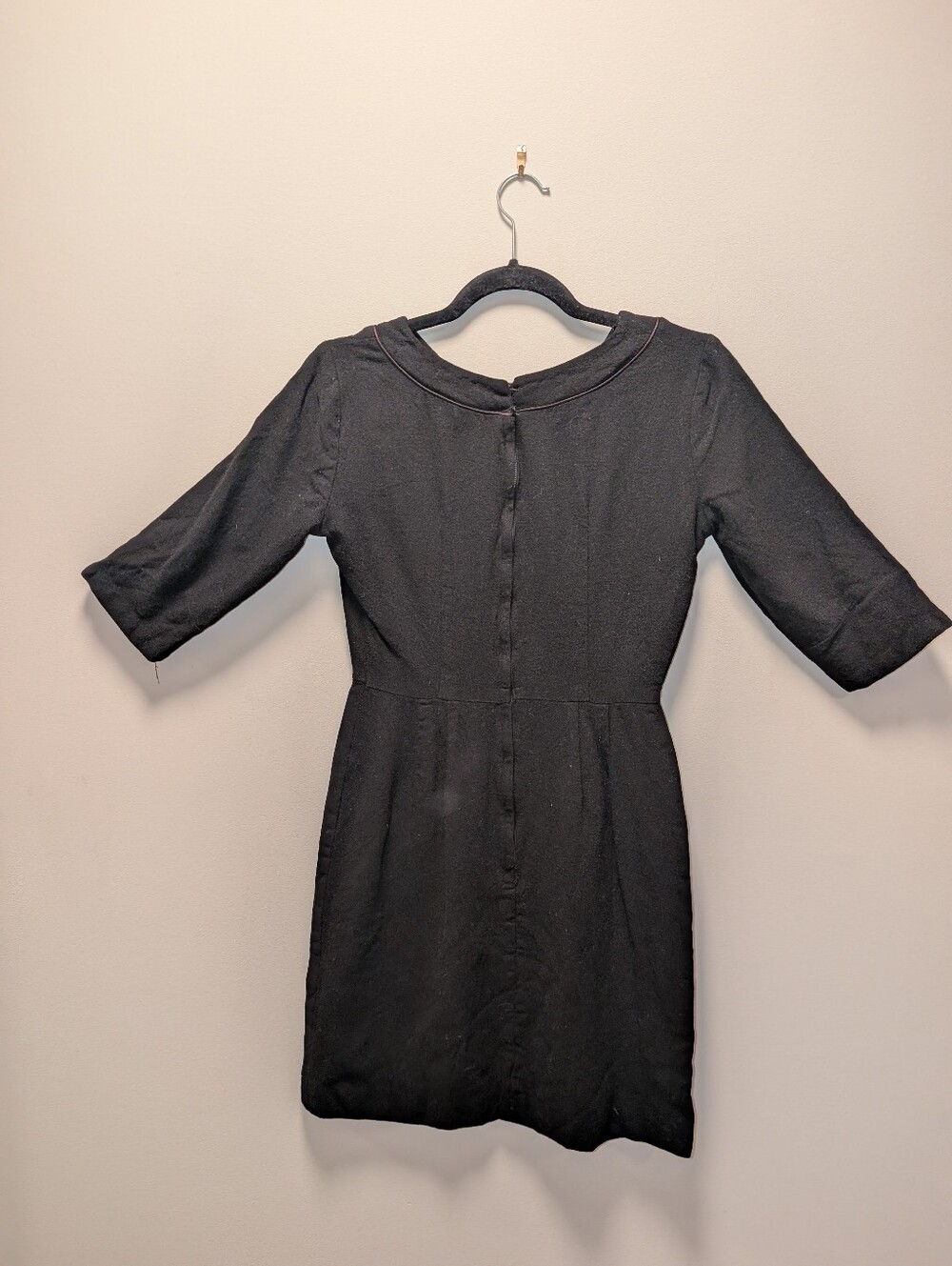 Vintage 1940s 1950s Black Wiggle Dress with Back Buttons - Picture 2 of 9